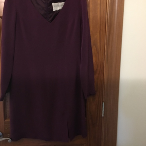 Long sleeve dress - Picture 1 of 3